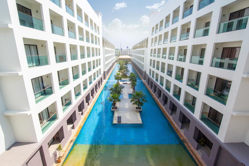 Отель Woraburi The Ritz 4*