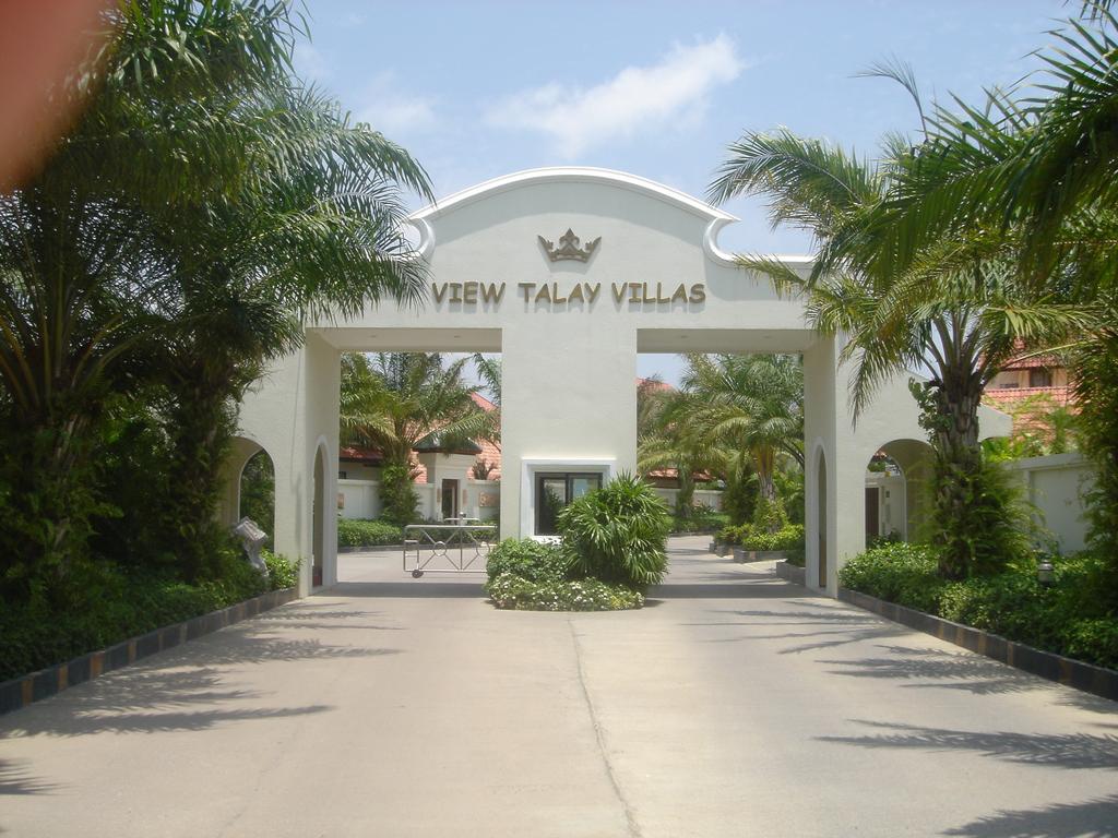 Отель View Talay Villas 3*