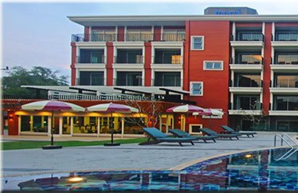 Отель Marsi Pattaya 3*