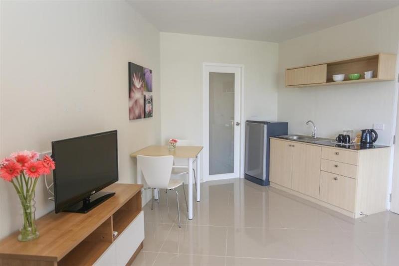 Фотография R-Con Rest Sea Jomtien (ex. Glow Jomtien Beach Chaiyapruek) 3*