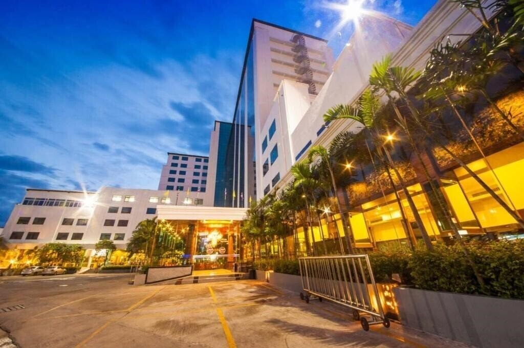 Фото The Boutique City Hotel 3*