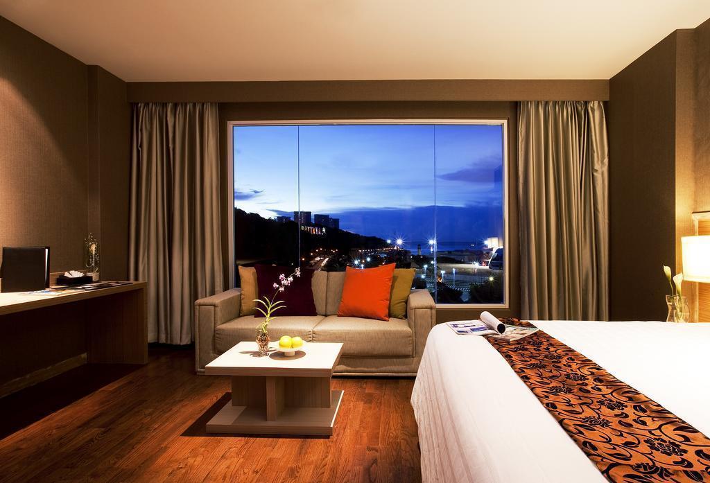 Отель Courtyard By Marriott South Pattaya 4*