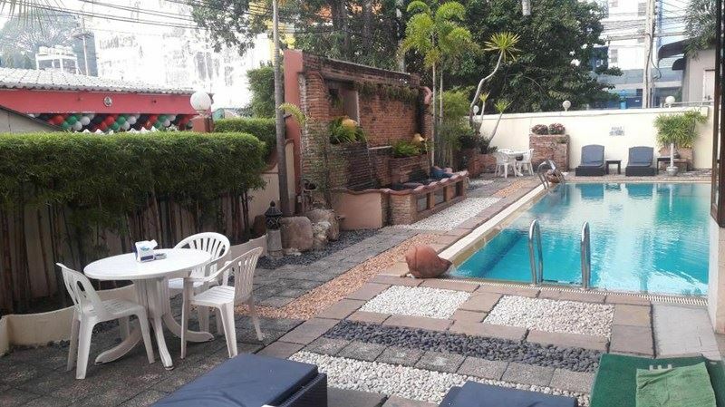 Отель Pinewood Residences 3*