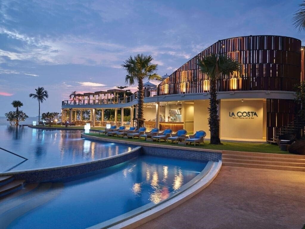Изображение Movenpick Siam Hotel Pattaya 5*