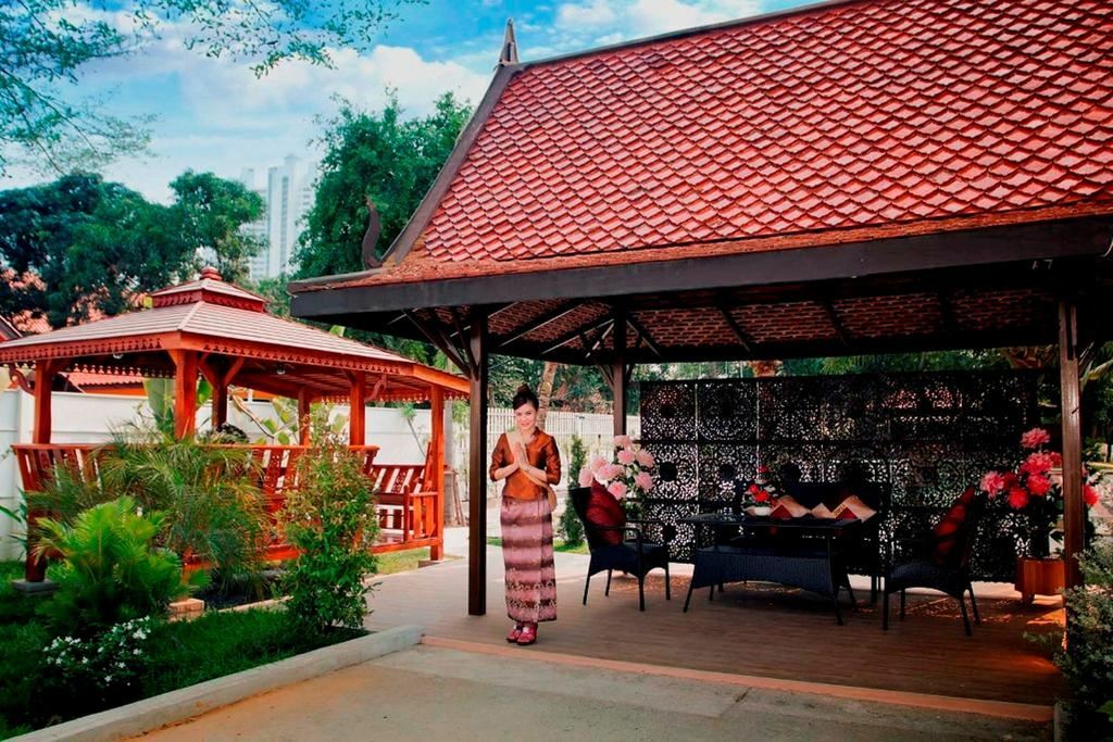 Отель Grand Lord Jomtien Resort 3*