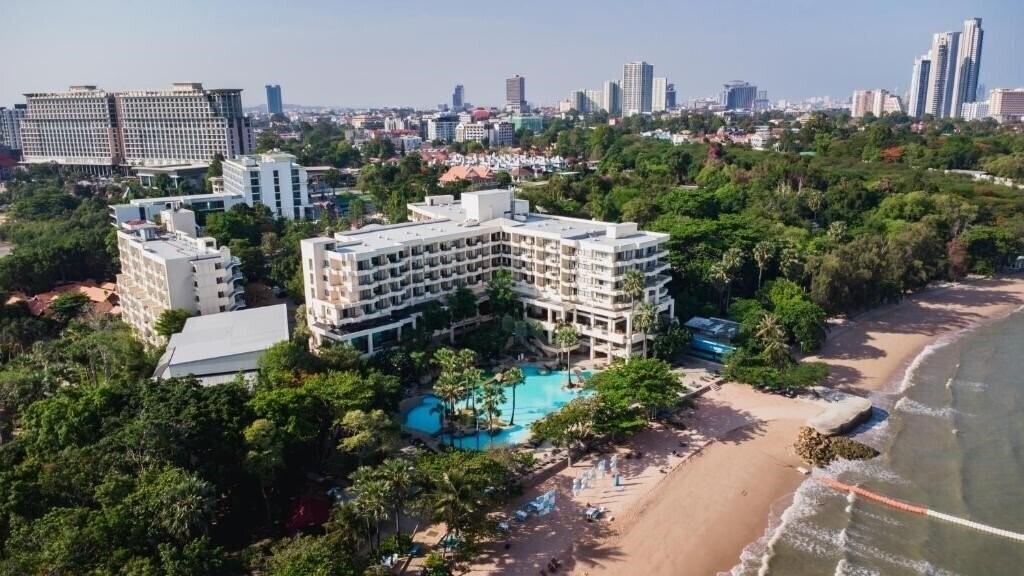 Отель Garden Sea View 4*