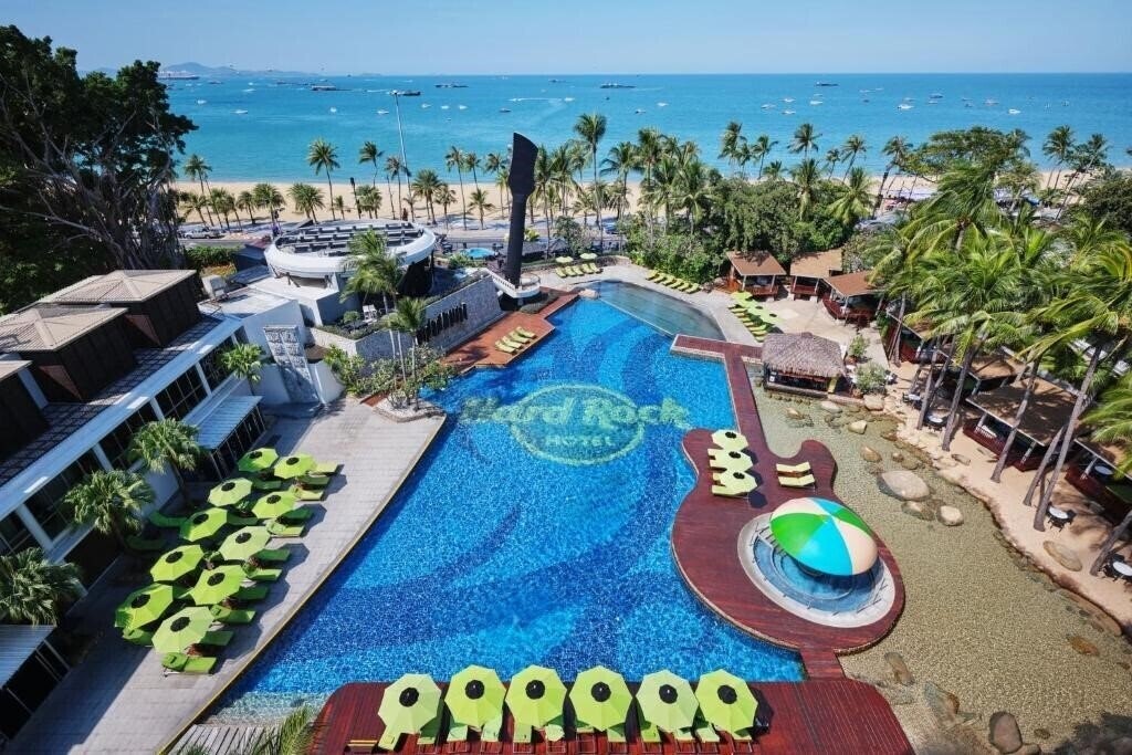 Отель Hard Rock Hotel Pattaya 4*