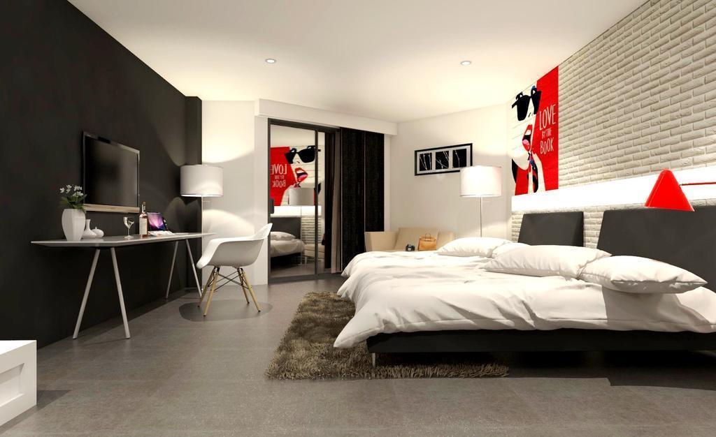 Отель Flipper Lodge 3*