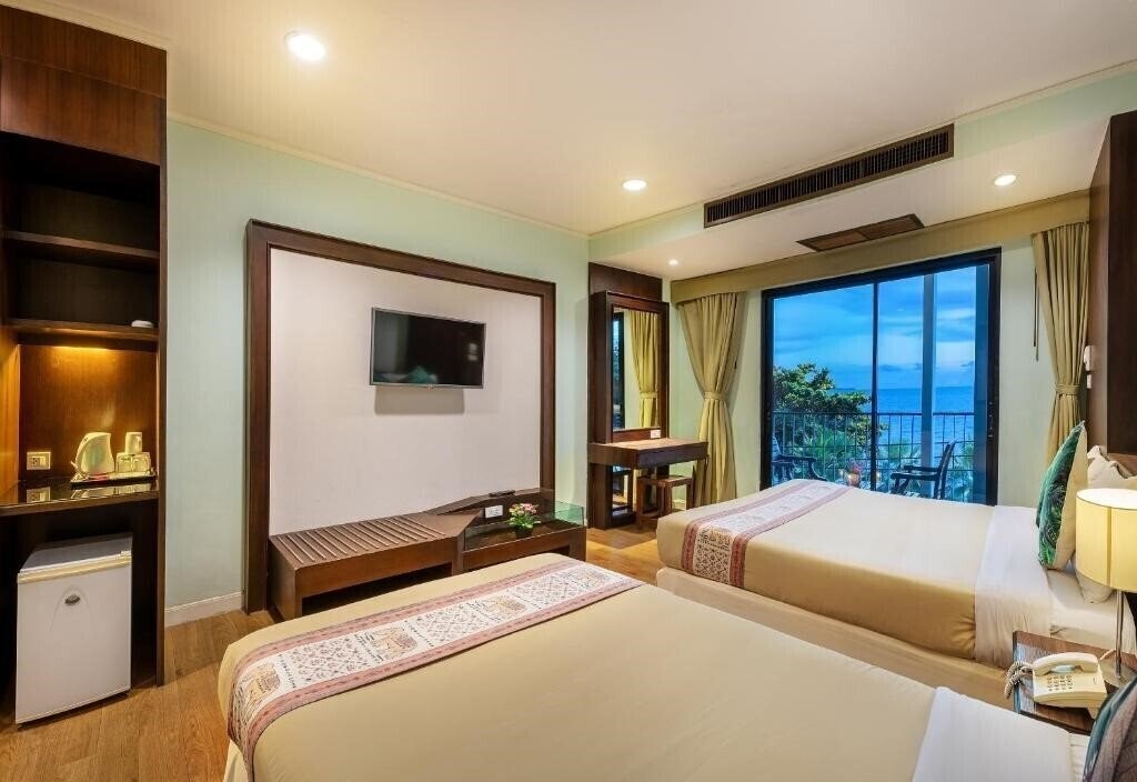 Фото The Jomtien Twelve 3*