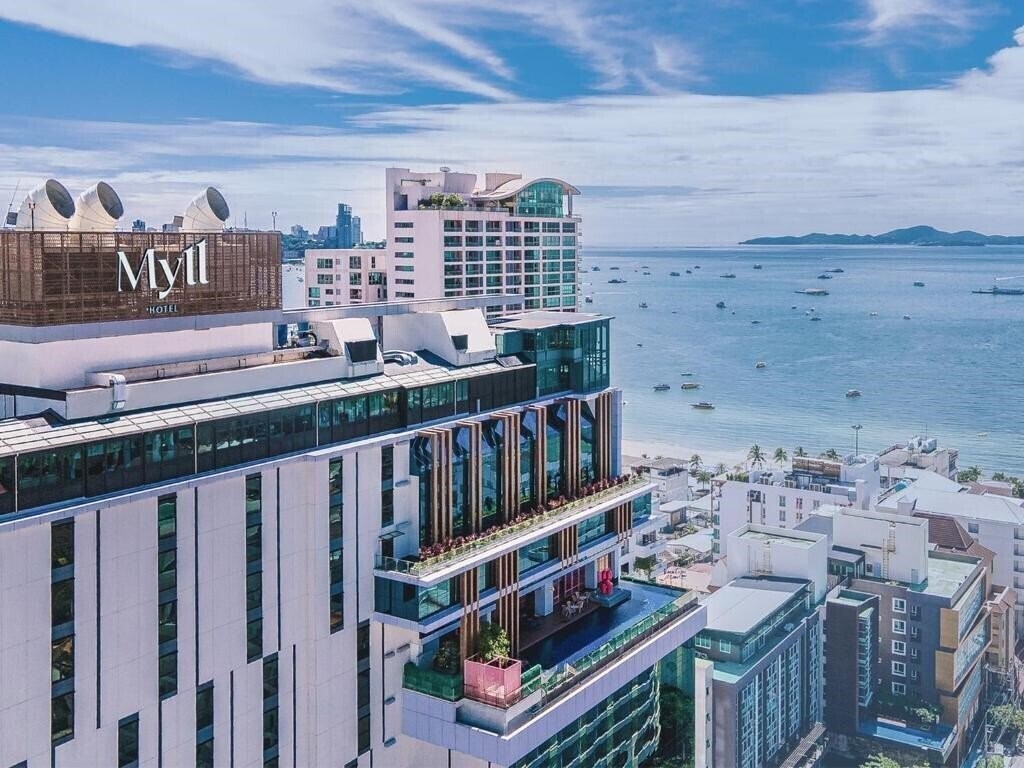 Отель Mytt Hotel Pattaya 5*