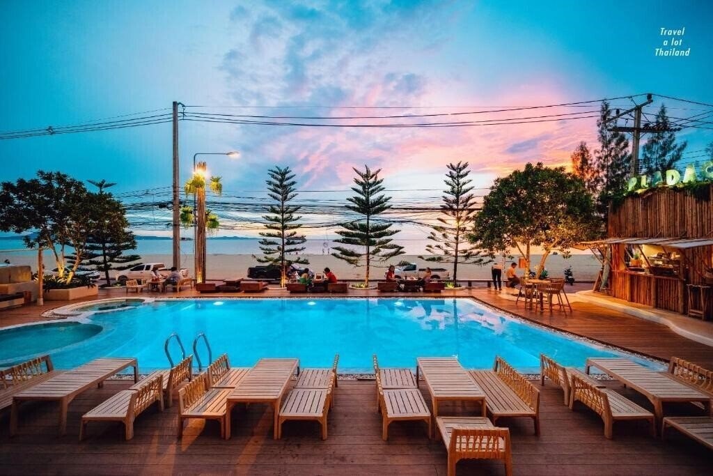 Отель Zand Morada Pattaya 3*
