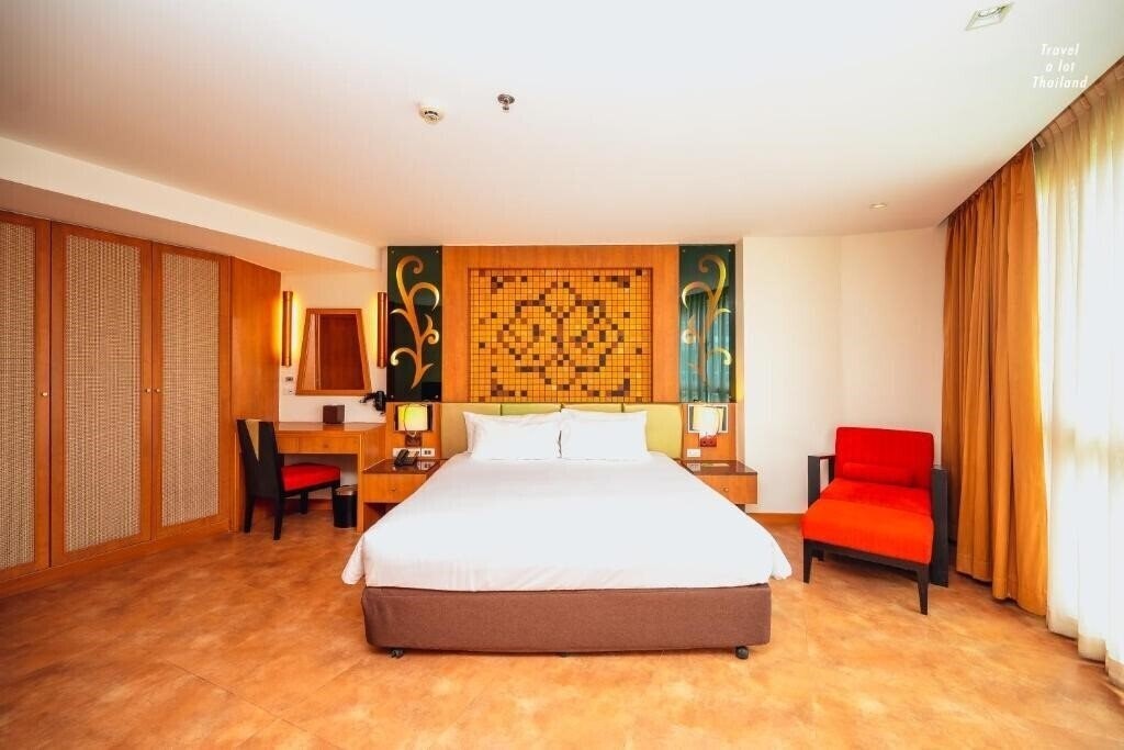 Картинка Centara Nova Hotel & Spa 4*