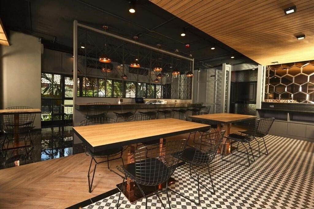 Картинка Chezzotel Pattaya 4*