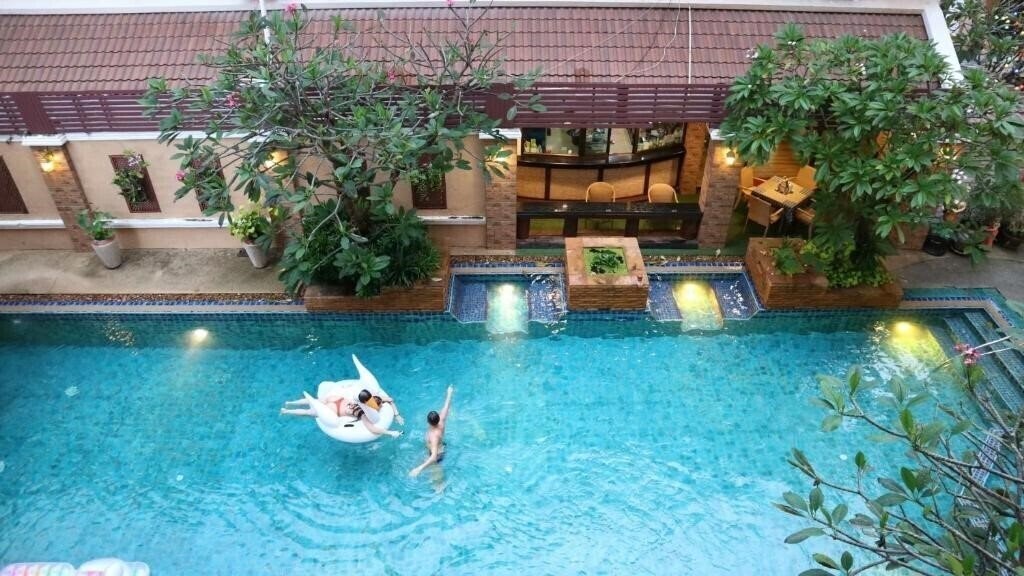 Отель Aiyaree Place 3*