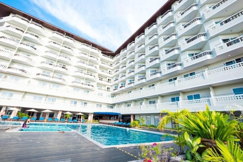 Изображение Jomtien Thani Hotel 3*
