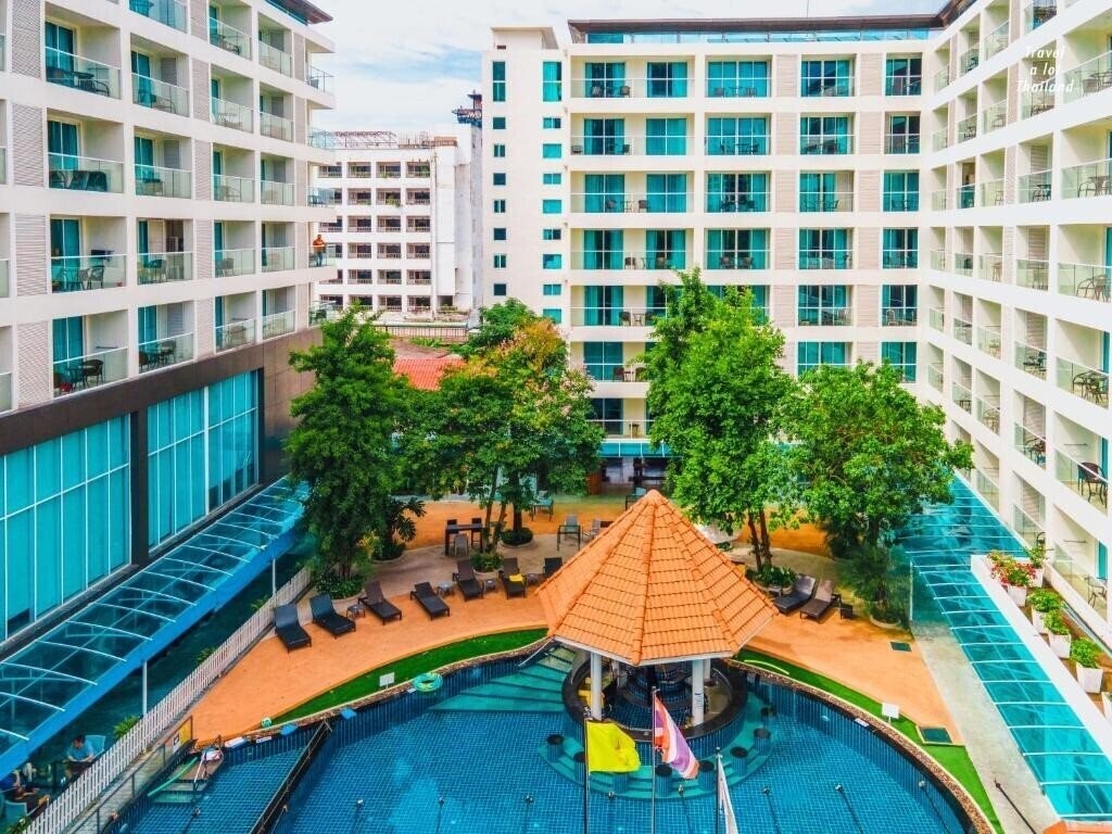 Фото Centara Pattaya 4*