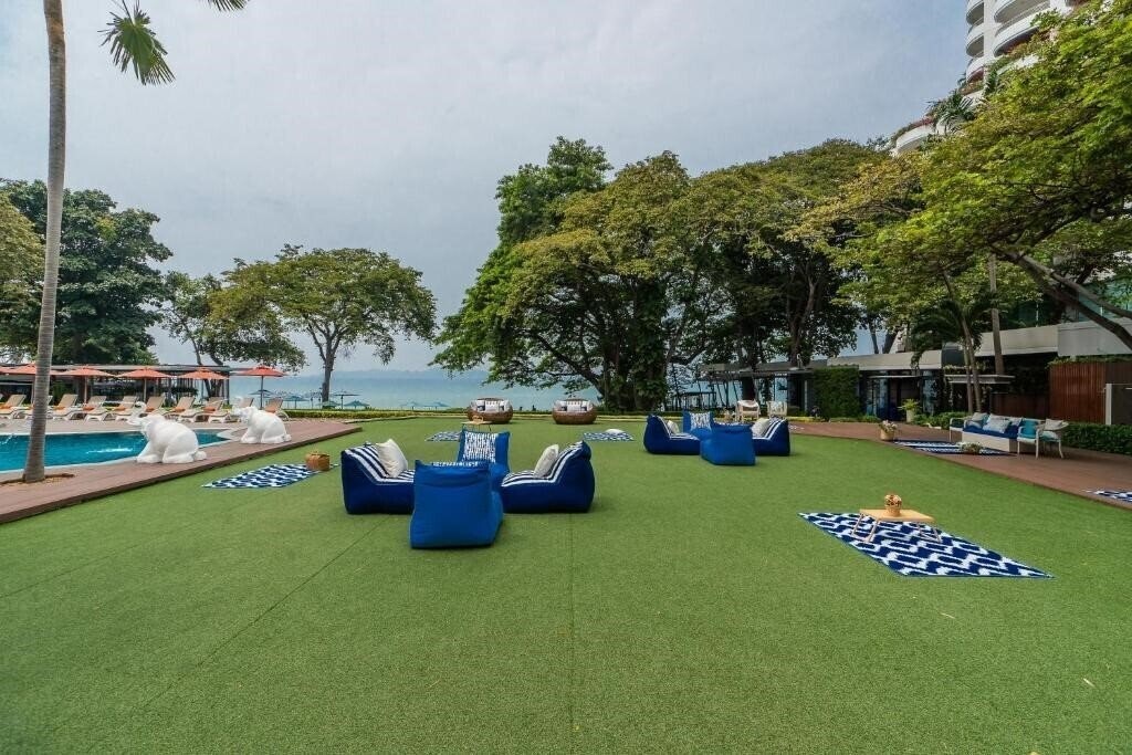 Фотография Cosy Beach Hotel 3*