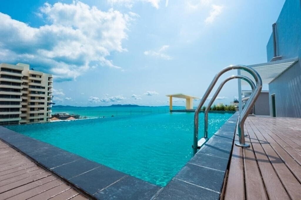 Фото D @ Sea Hotel 3*