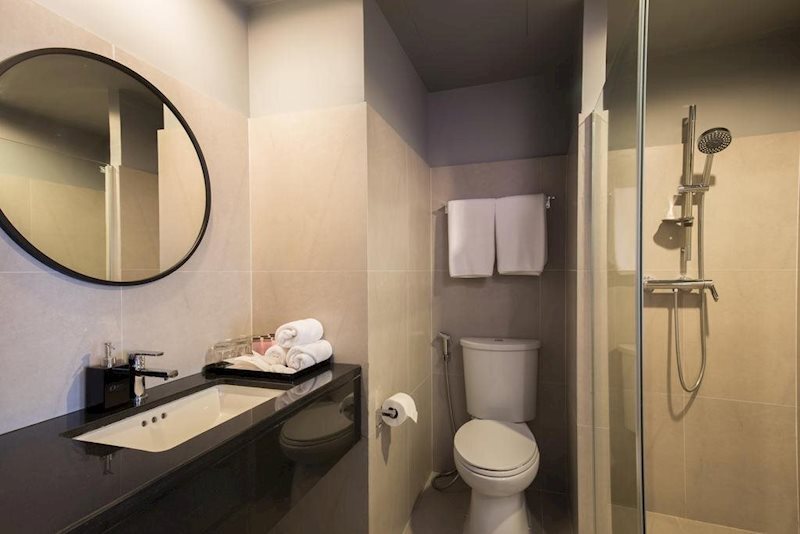 Фотография Oakwood Hotel Journeyhub Pattaya 4*