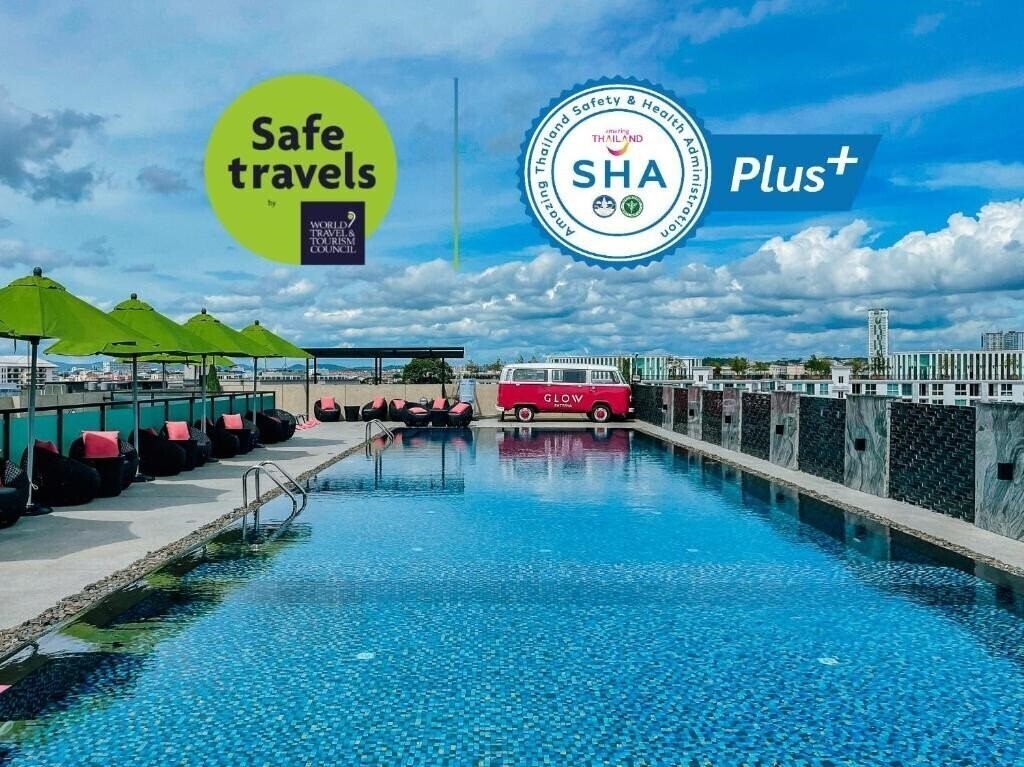 Отель Glow Pattaya **** 4*