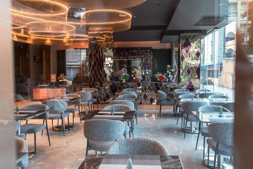 Фотография Amethyst Hotel Pattaya 4*