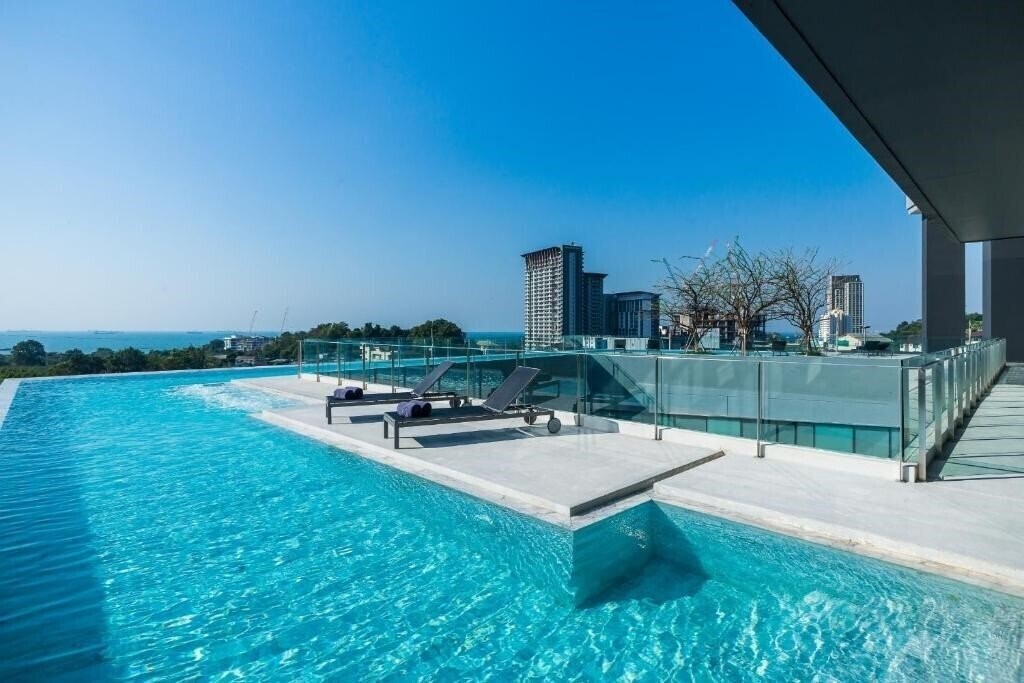 Фотография Arize Hotel Sri Racha 5*