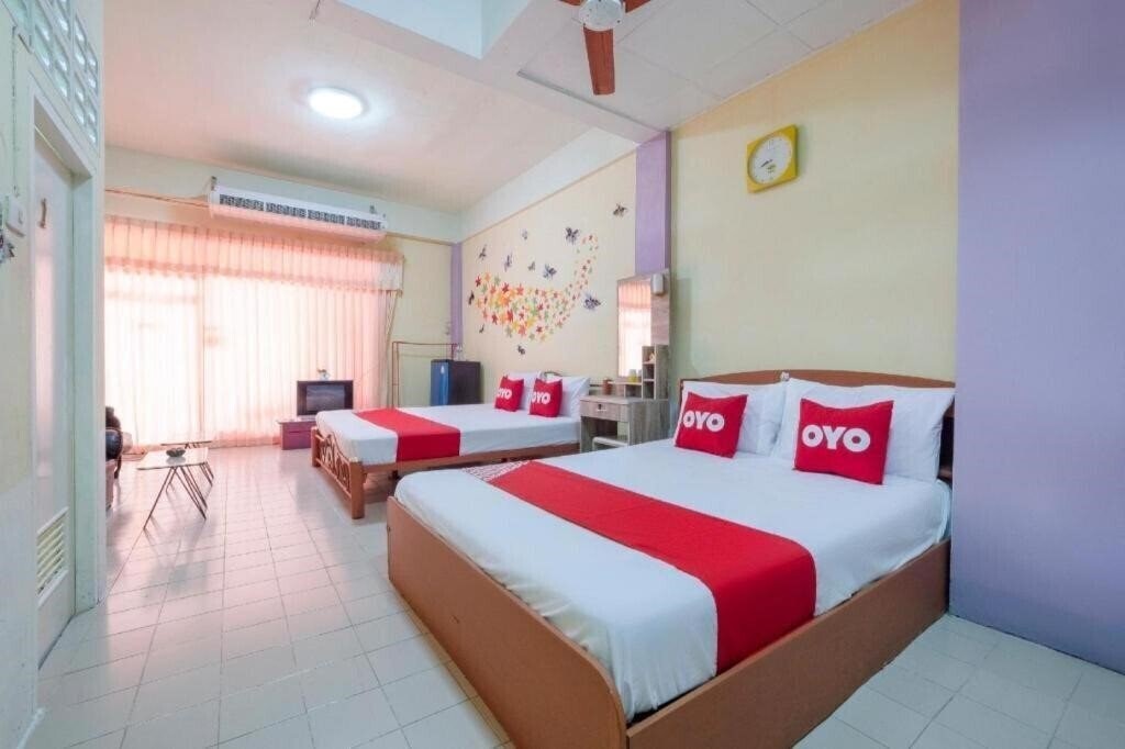 Картинка Oyo 1099 Star House отель без категории