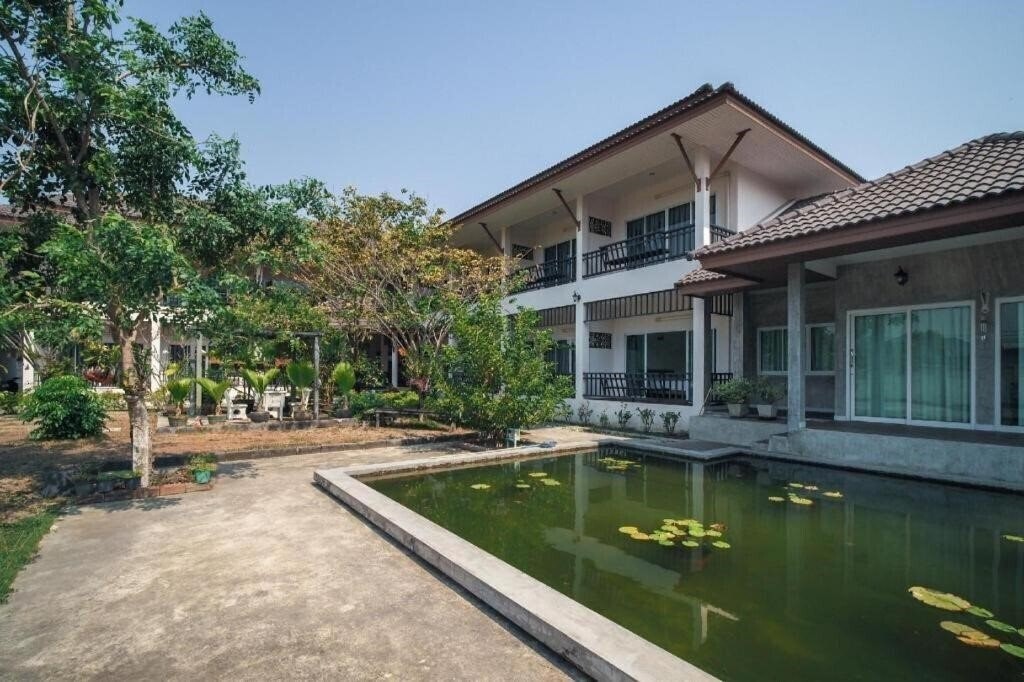 Фотография Oyo 662 Malee Bunga Hotel 2*