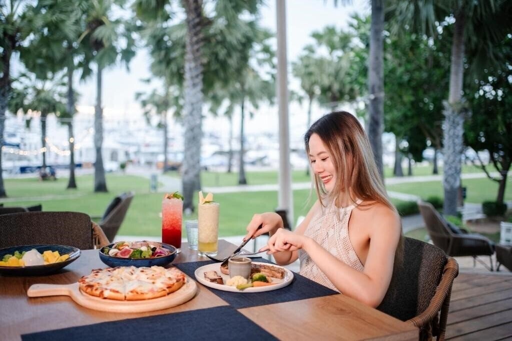 Фотография Ocean Marina Resort Pattaya Na Jomtien 5*