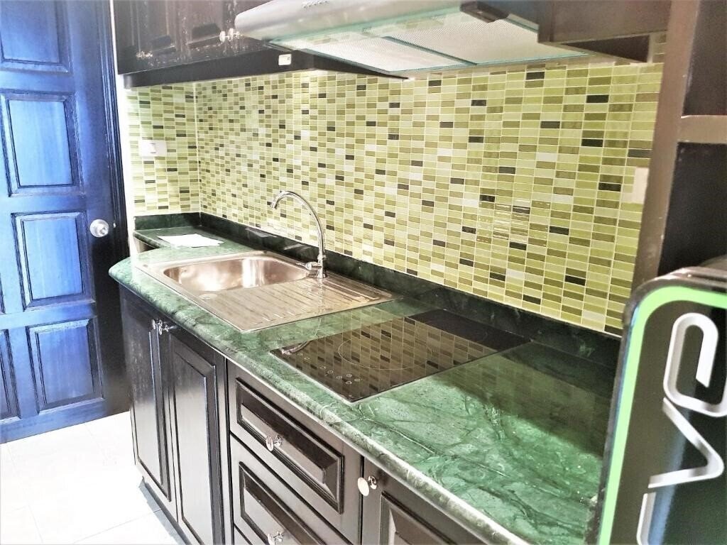 Фотография 13th Floor Sea View Studio 3*