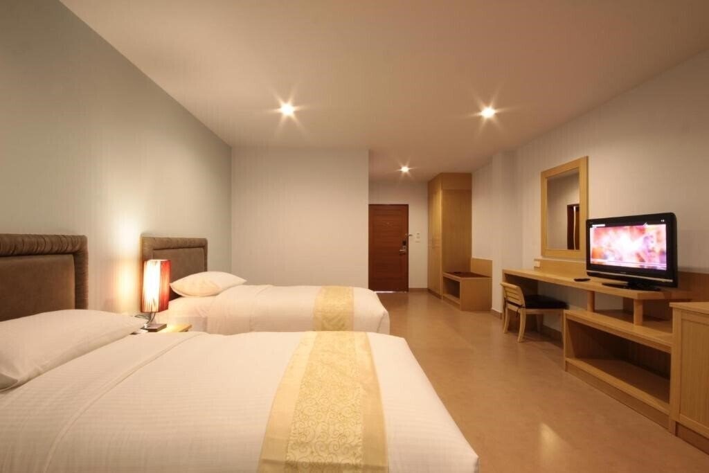 Картинка Paragon Suites Resort 4*