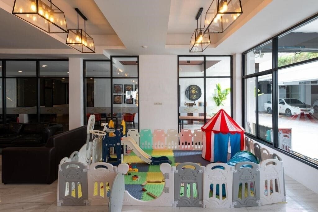 Картинка Arawana Regency North Pattaya 4*