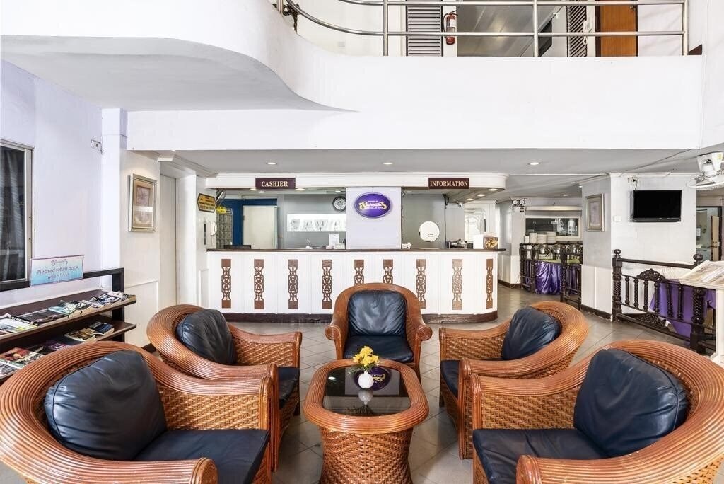 Отель Sawasdee Pattaya Hotel 2*