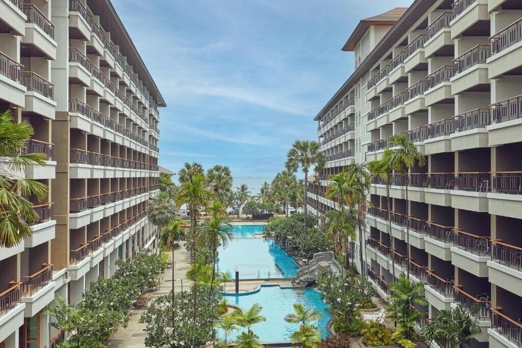 Отель Welcome World Beach Resort & Spa 4*