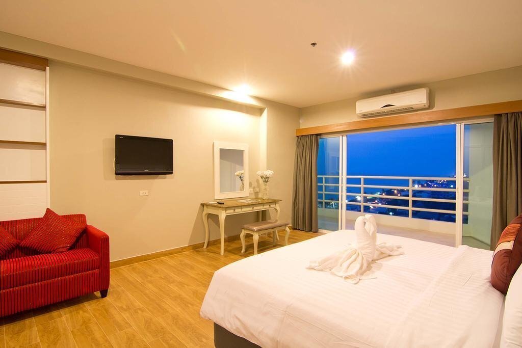 Картинка V8 Sea View (ex. View Talay Marina Beach) 3*