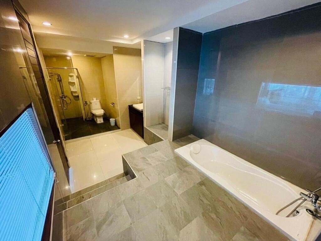 Отель The Sand Beach Resort 5*