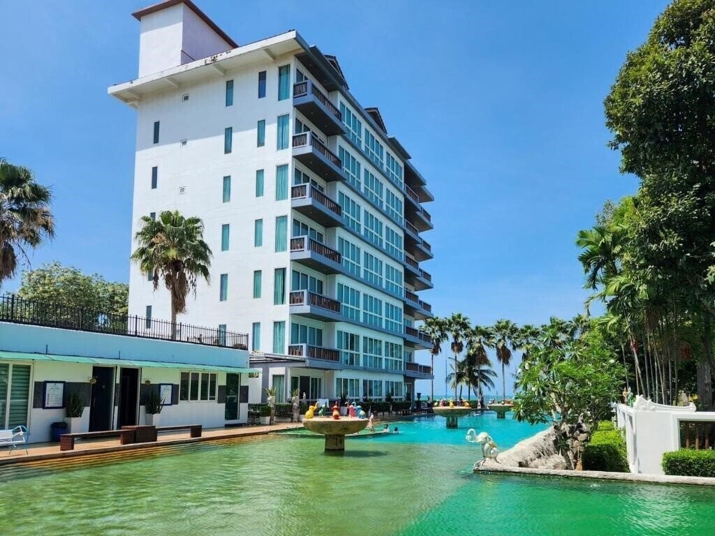 Изображение The Sand Beach Resort 5*