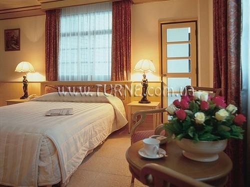 Фотография Golden Cliff House 3*