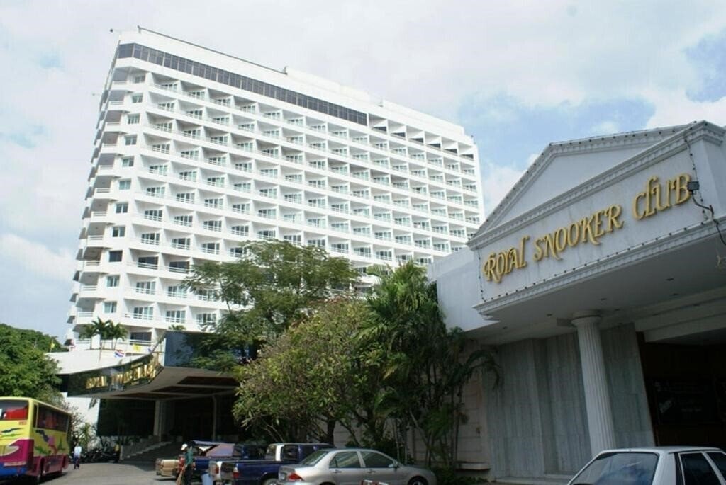 Отель Royal Twins Palace Hotel 3*