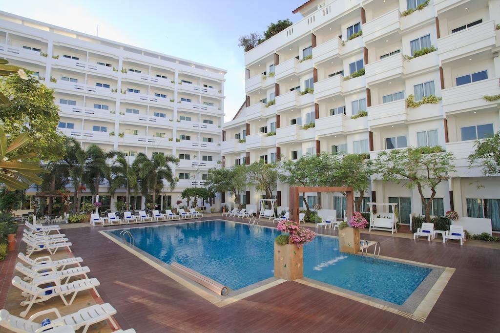 Отель Hill Fresco 3*