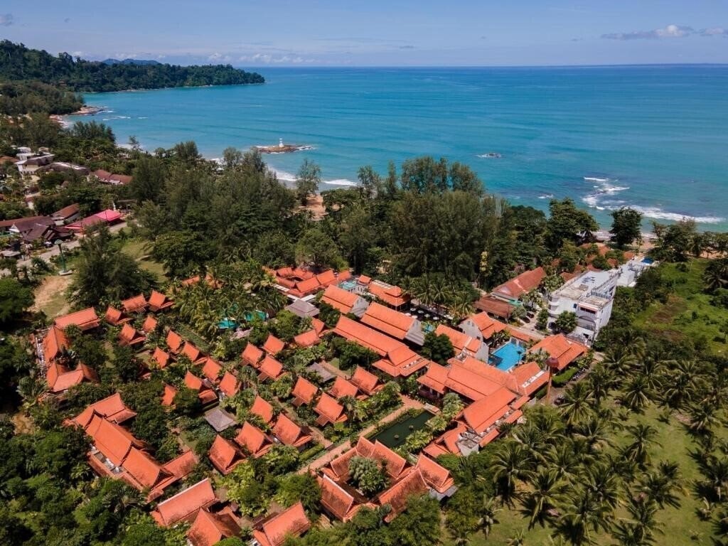 Отель Khao Lak Bhandari Resort & SPA 4*