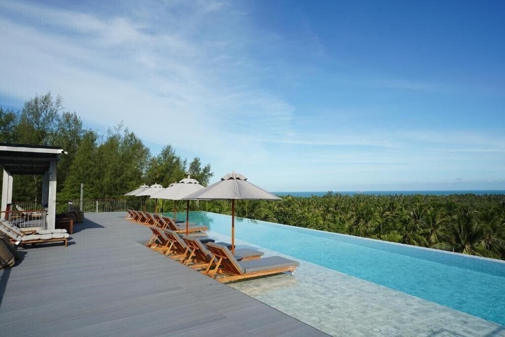 Отель Varivana Resort Koh Phangan 4*