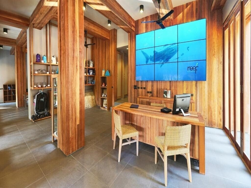 Изображение The Beach Club By Haadtien 4*