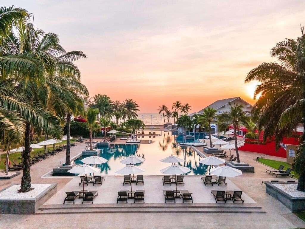 Отель Radisson Resort & SPA Hua Hin 4*