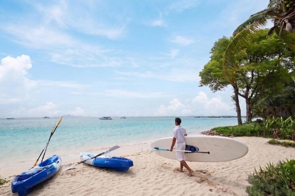 Картинка Outrigger Phi Phi Island Resort 5*