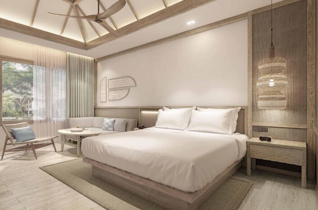 Картинка Phi Phi Island Village Beach Resort & Spa 4*