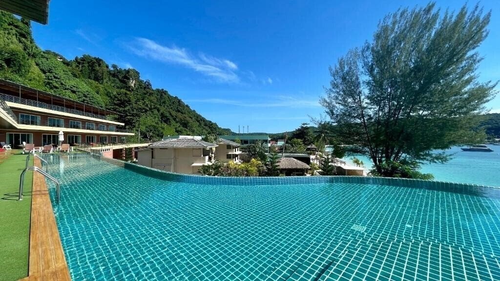 Фотография Phi Phi Cliff Beach Resort 3*