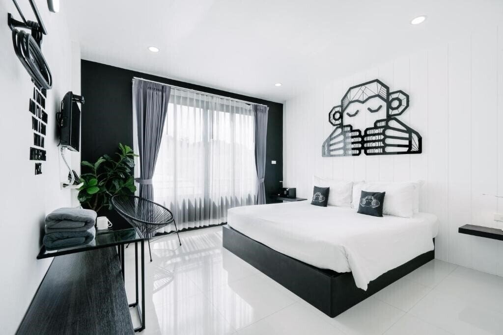 Отель Blu Monkey Phi Phi Island 3*