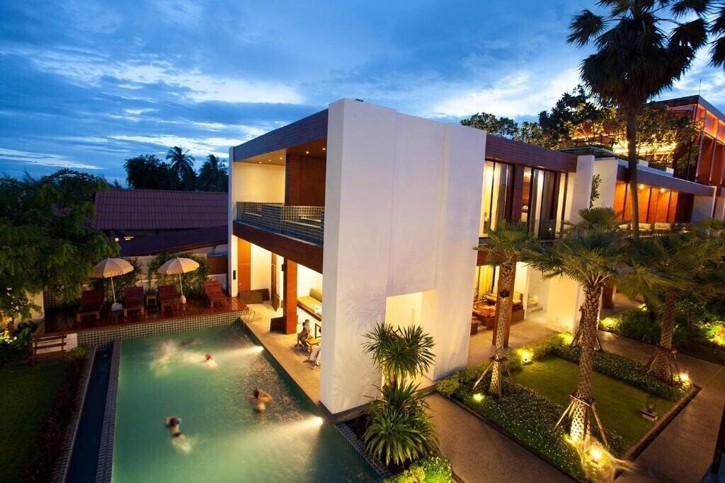 Отель Tri-Shawa Resort 4*