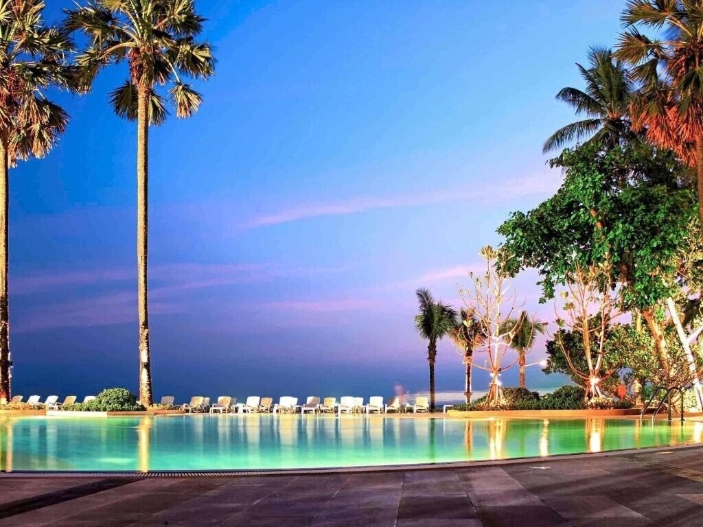 Фото Novotel Rayong Rim Pae 4*